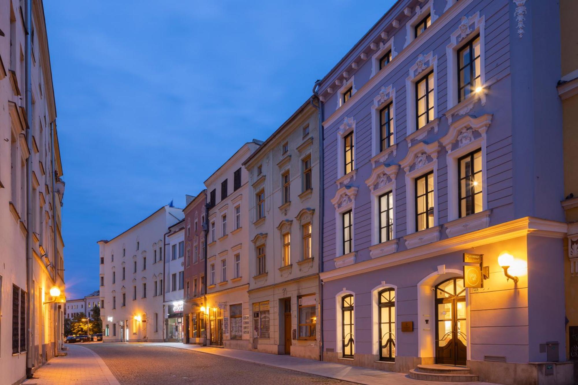 Hotel Savorsky Ихлава Екстериор снимка